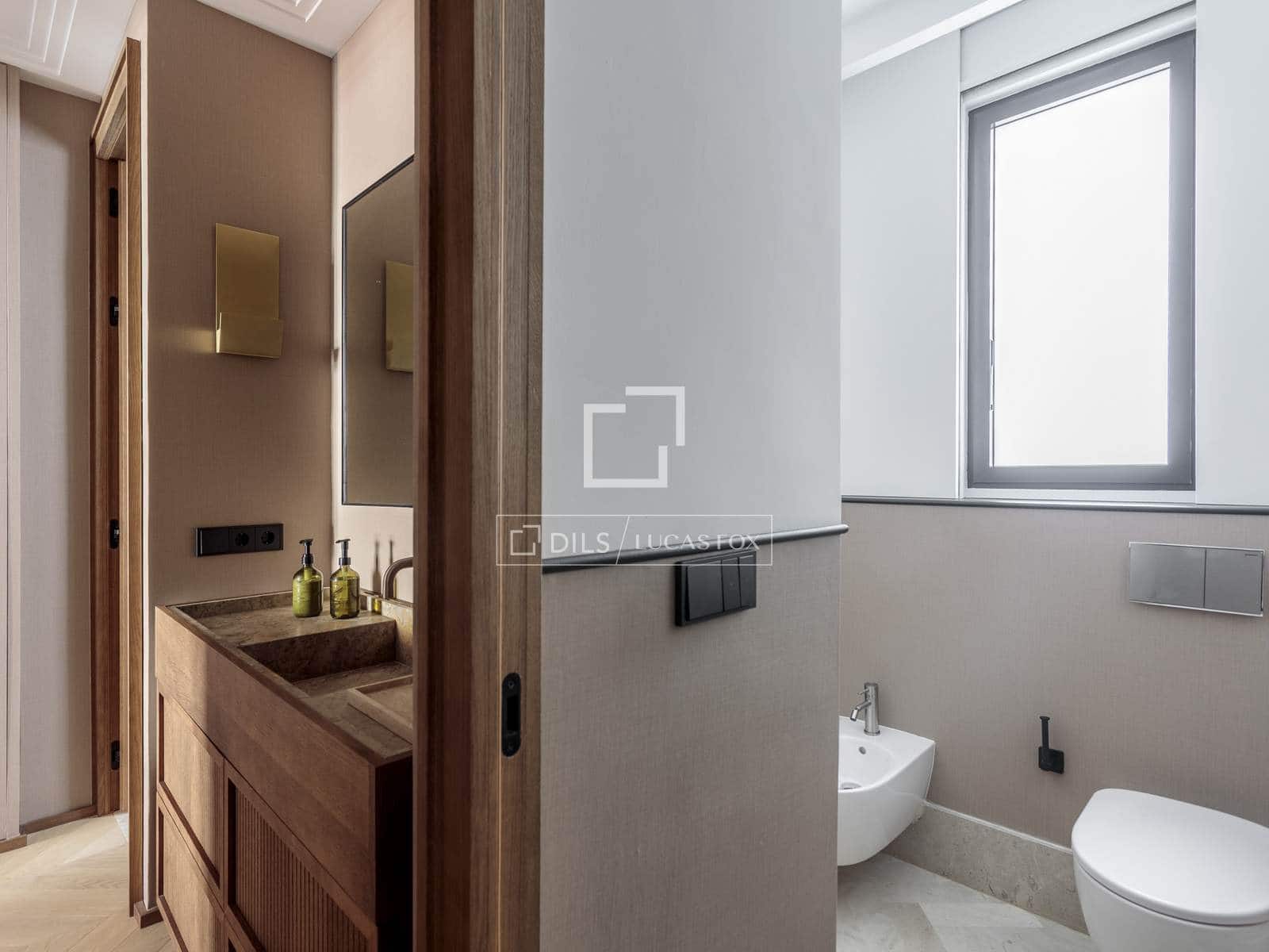 Apartamento de 1 habitación en Madrid ciudad en alquiler - 8.500 € (Ref: 9905037)