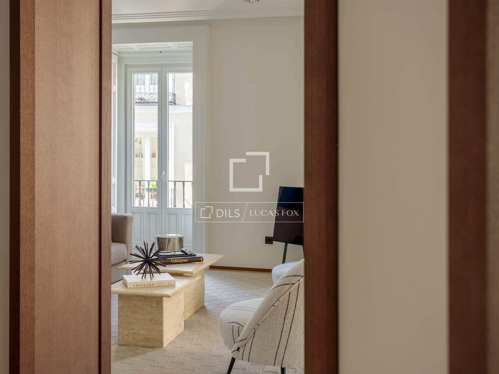 2 bedroom Apartment for rent in Madrid city with pool - € 15,000 (Ref: 9905038)