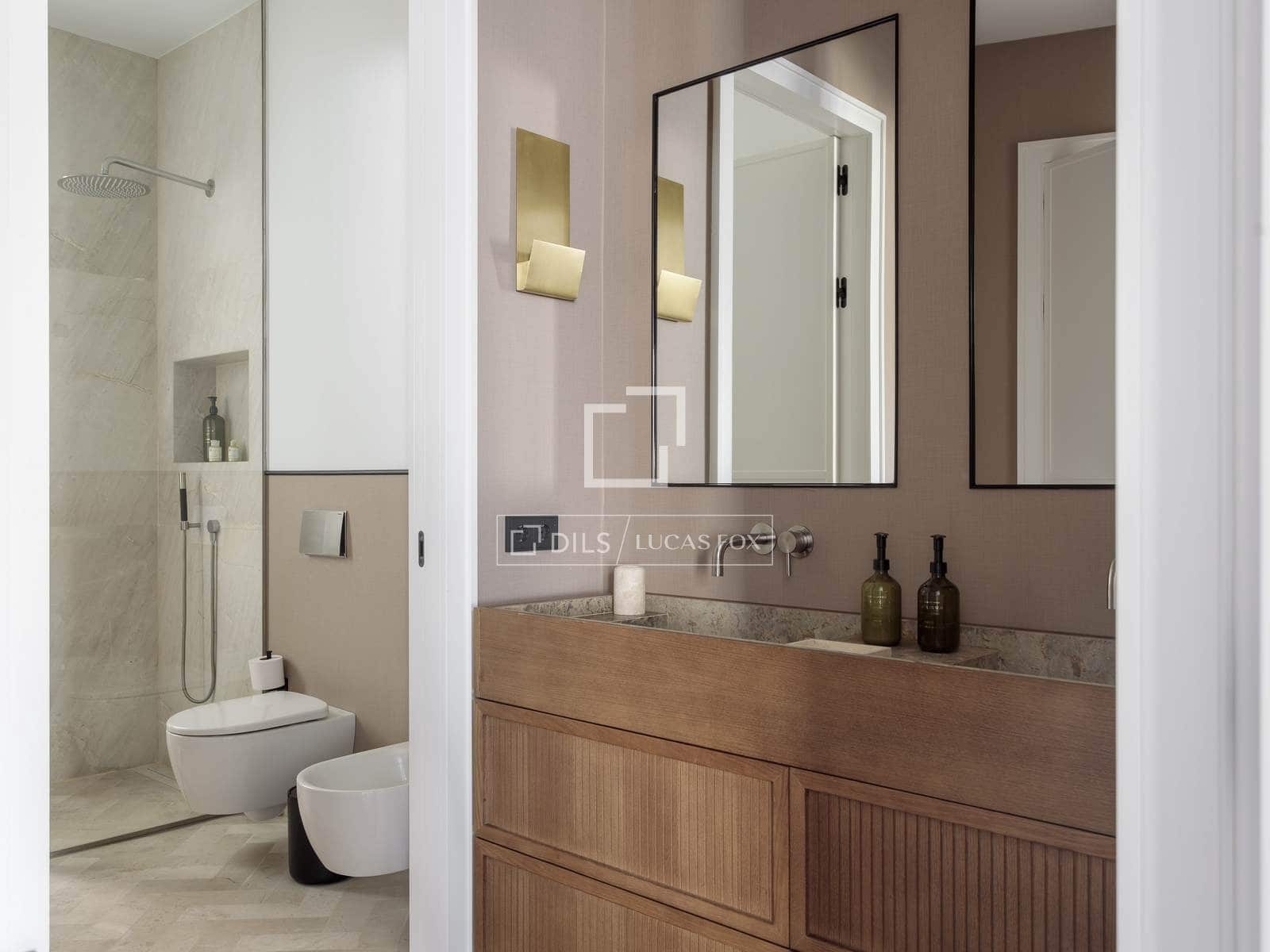 2 bedroom Apartment for rent in Madrid city with pool - € 15,000 (Ref: 9905038)