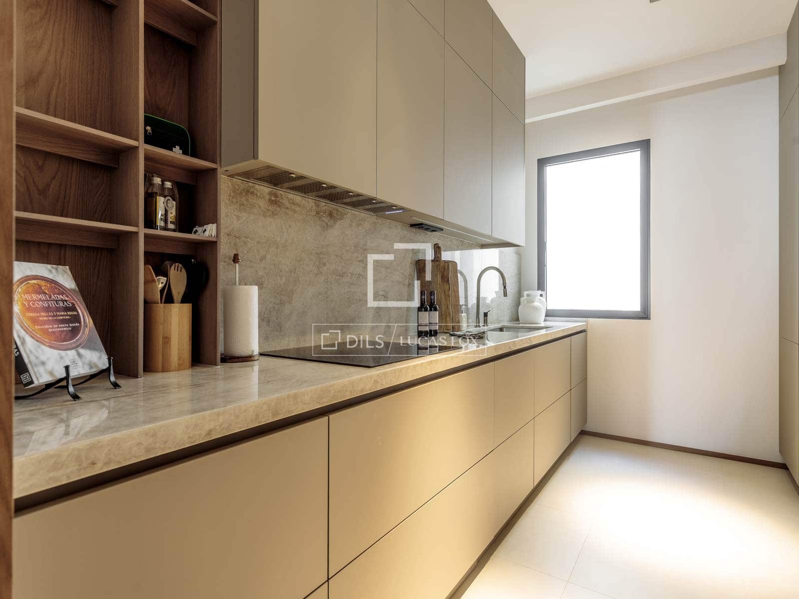 2 bedroom Apartment for rent in Madrid city with pool - € 15,000 (Ref: 9905038)