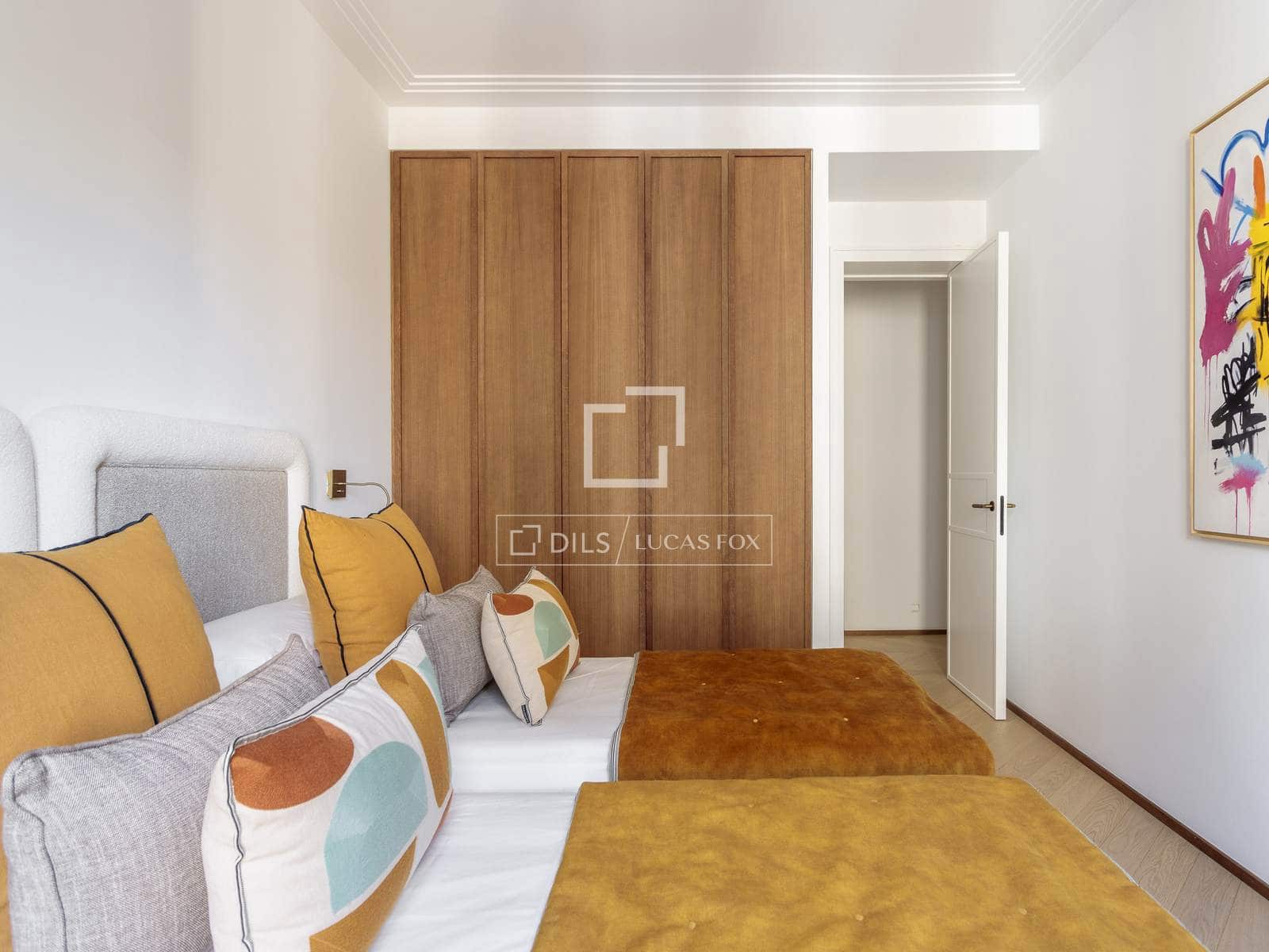 2 bedroom Apartment for rent in Madrid city with pool - € 15,000 (Ref: 9905038)