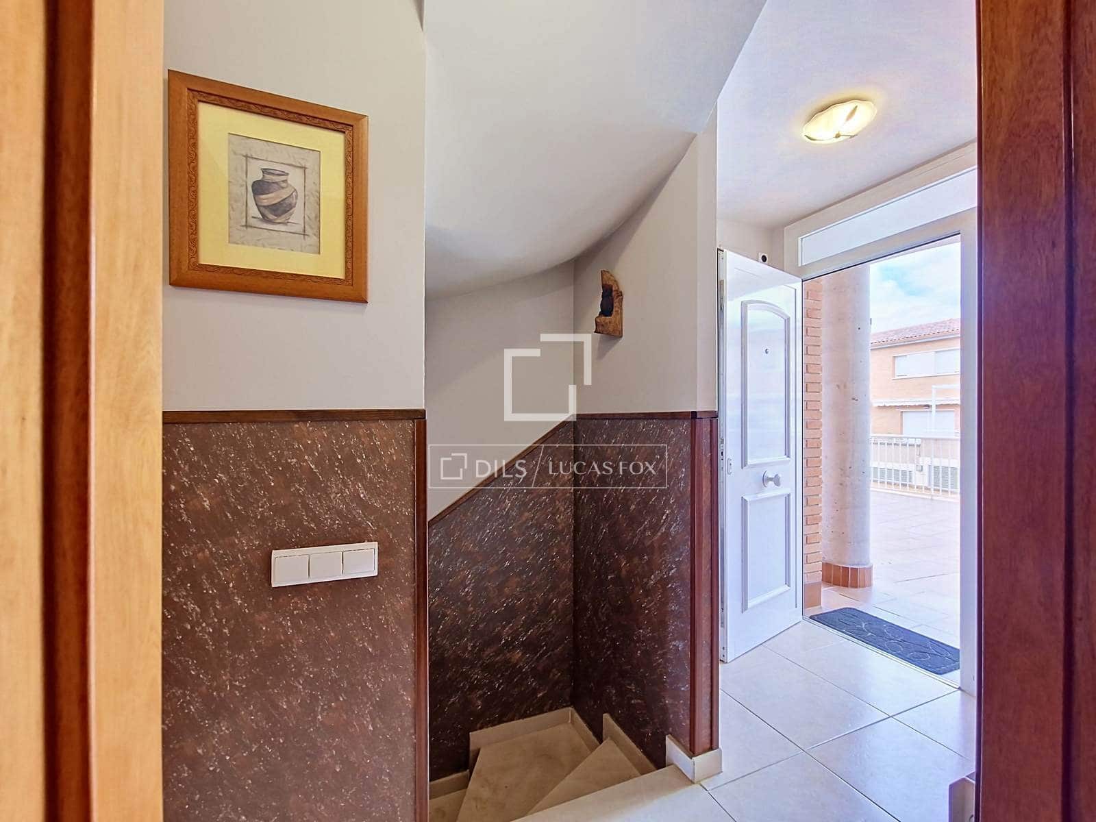 3 sovrum Villa till salu i Cubelles med pool garage - 410 000 € (Ref: 9905039)