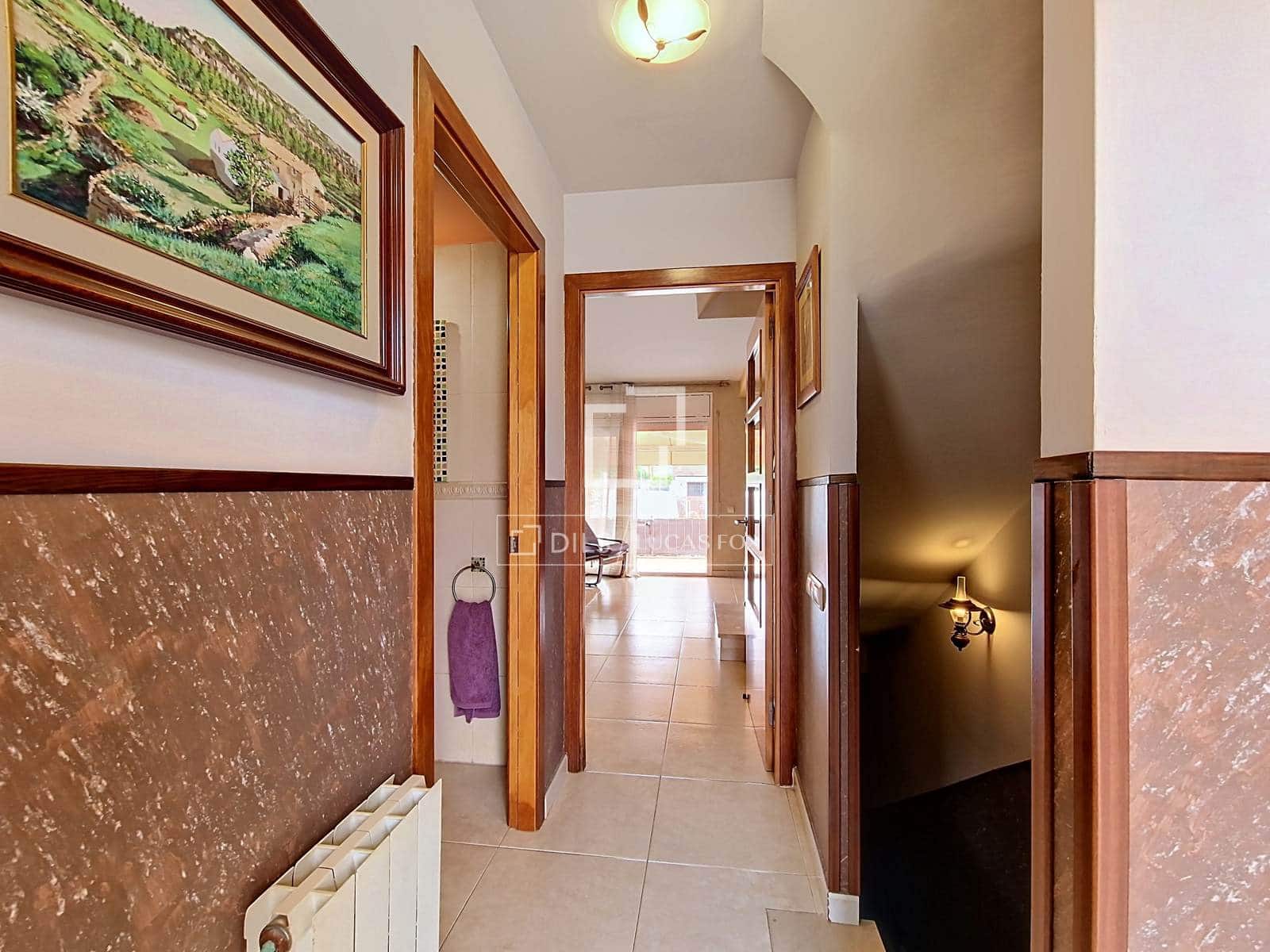 3 sovrum Villa till salu i Cubelles med pool garage - 410 000 € (Ref: 9905039)