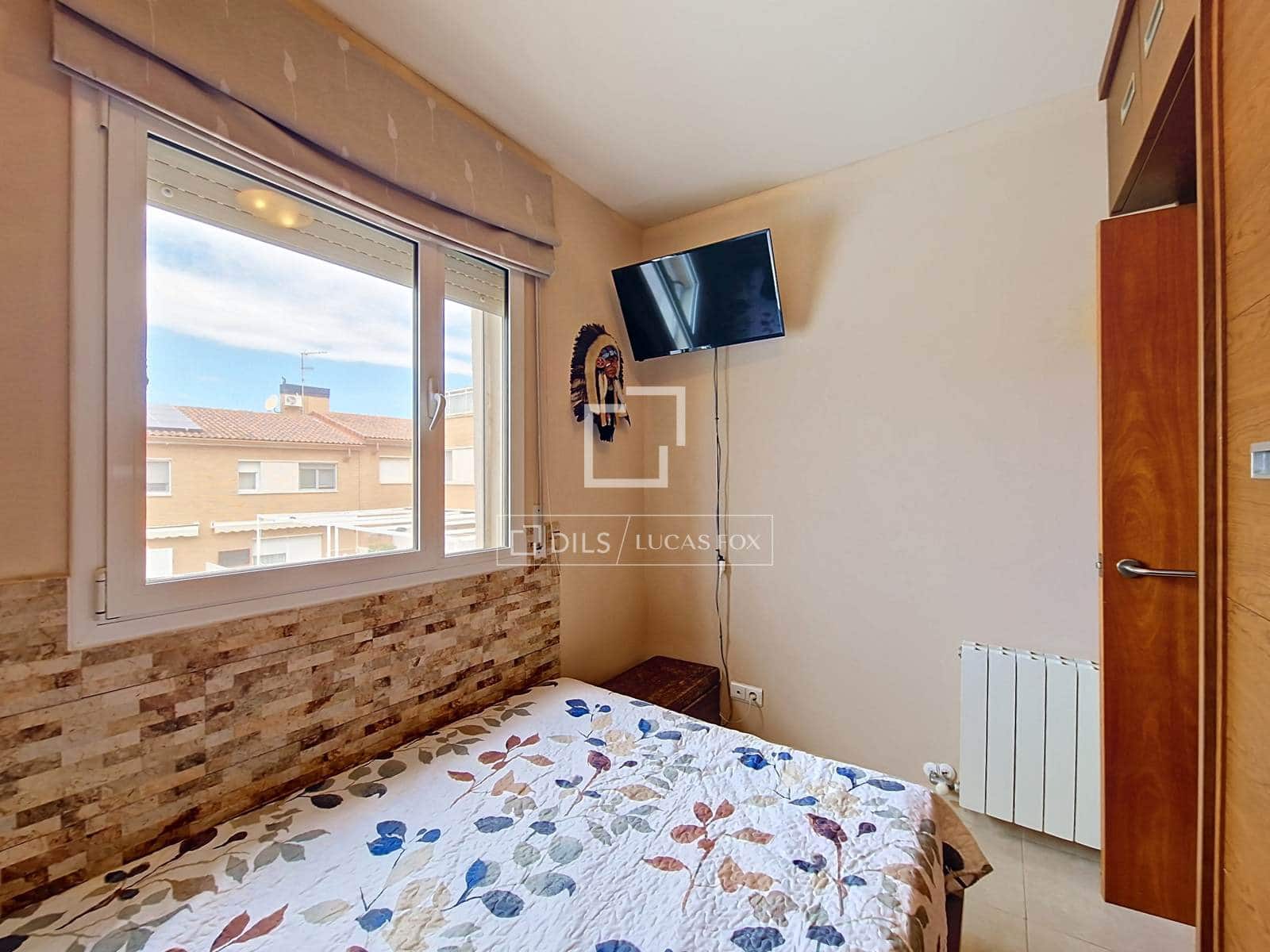 3 sovrum Villa till salu i Cubelles med pool garage - 410 000 € (Ref: 9905039)