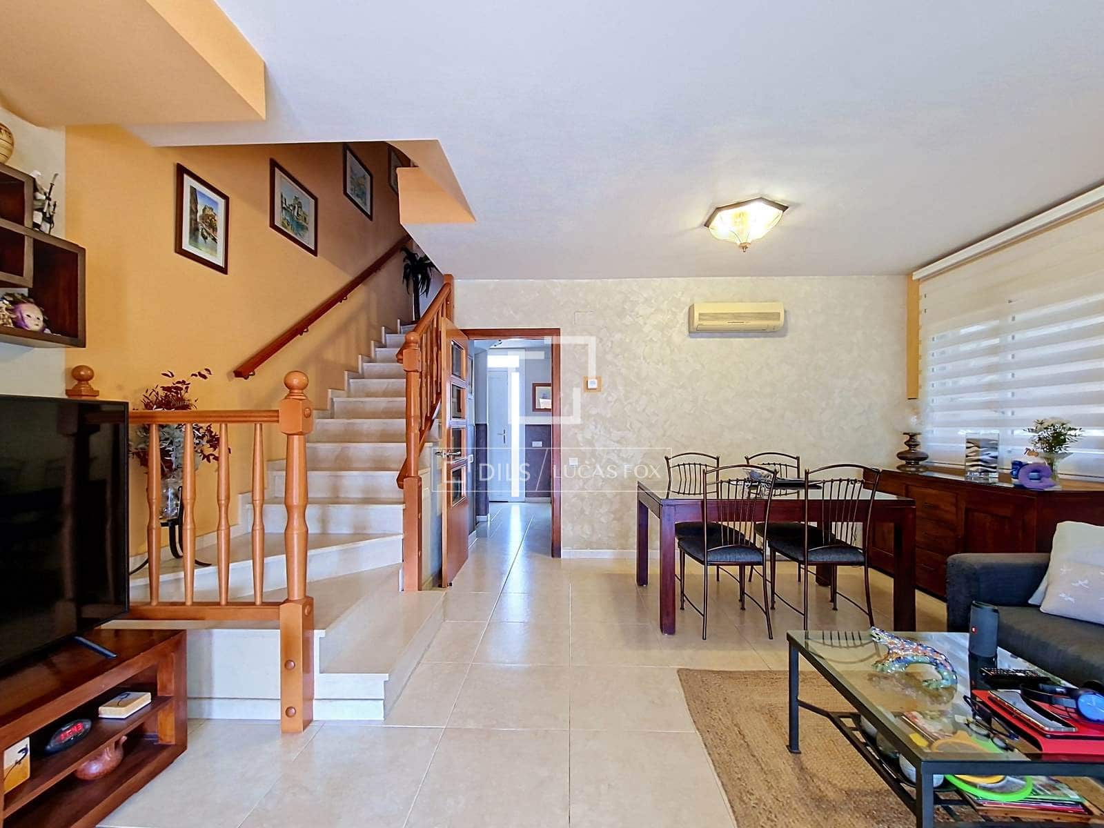 3 sovrum Villa till salu i Cubelles med pool garage - 410 000 € (Ref: 9905039)