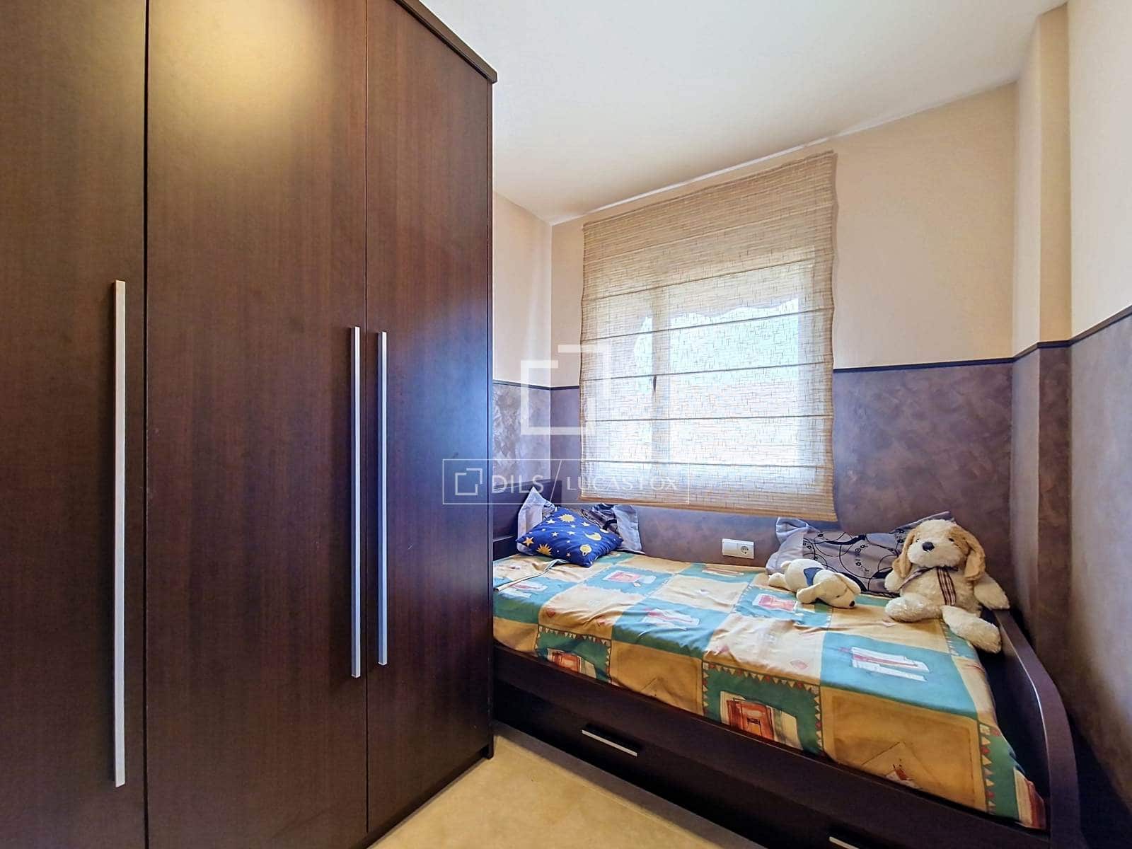 3 sovrum Villa till salu i Cubelles med pool garage - 410 000 € (Ref: 9905039)