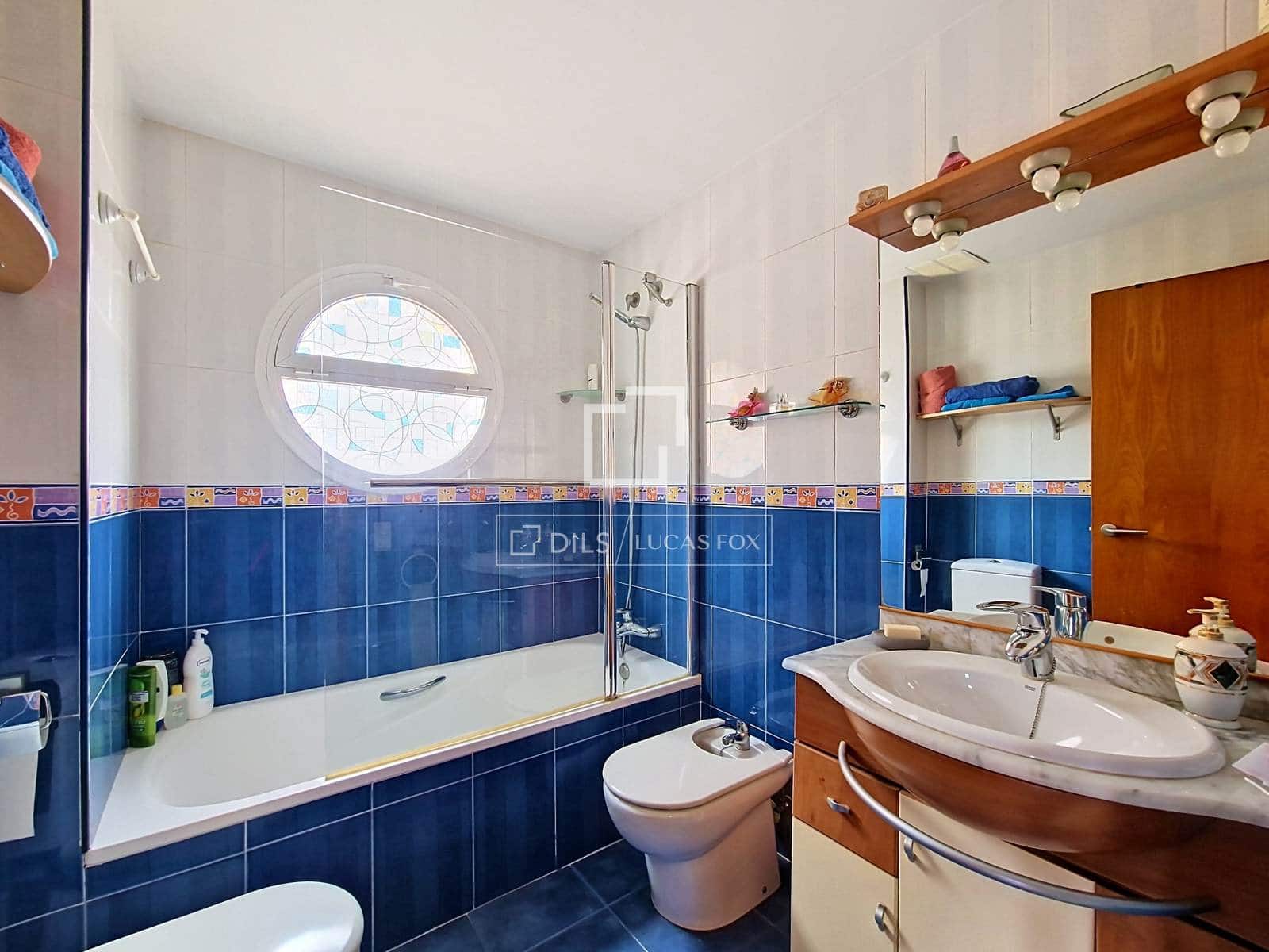 3 sovrum Villa till salu i Cubelles med pool garage - 410 000 € (Ref: 9905039)