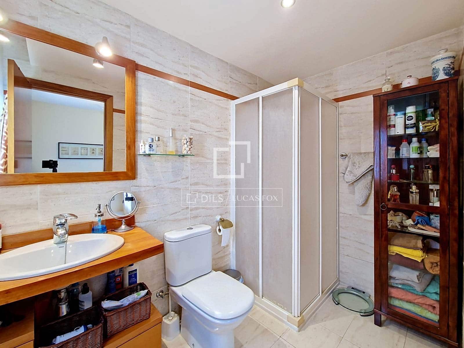 3 sovrum Villa till salu i Cubelles med pool garage - 410 000 € (Ref: 9905039)