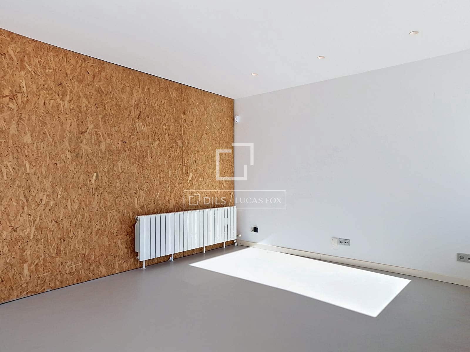 3 quarto Moradia para venda em Vilanova i la Geltru com piscina garagem - 1 090 000 € (Ref: 9905042)