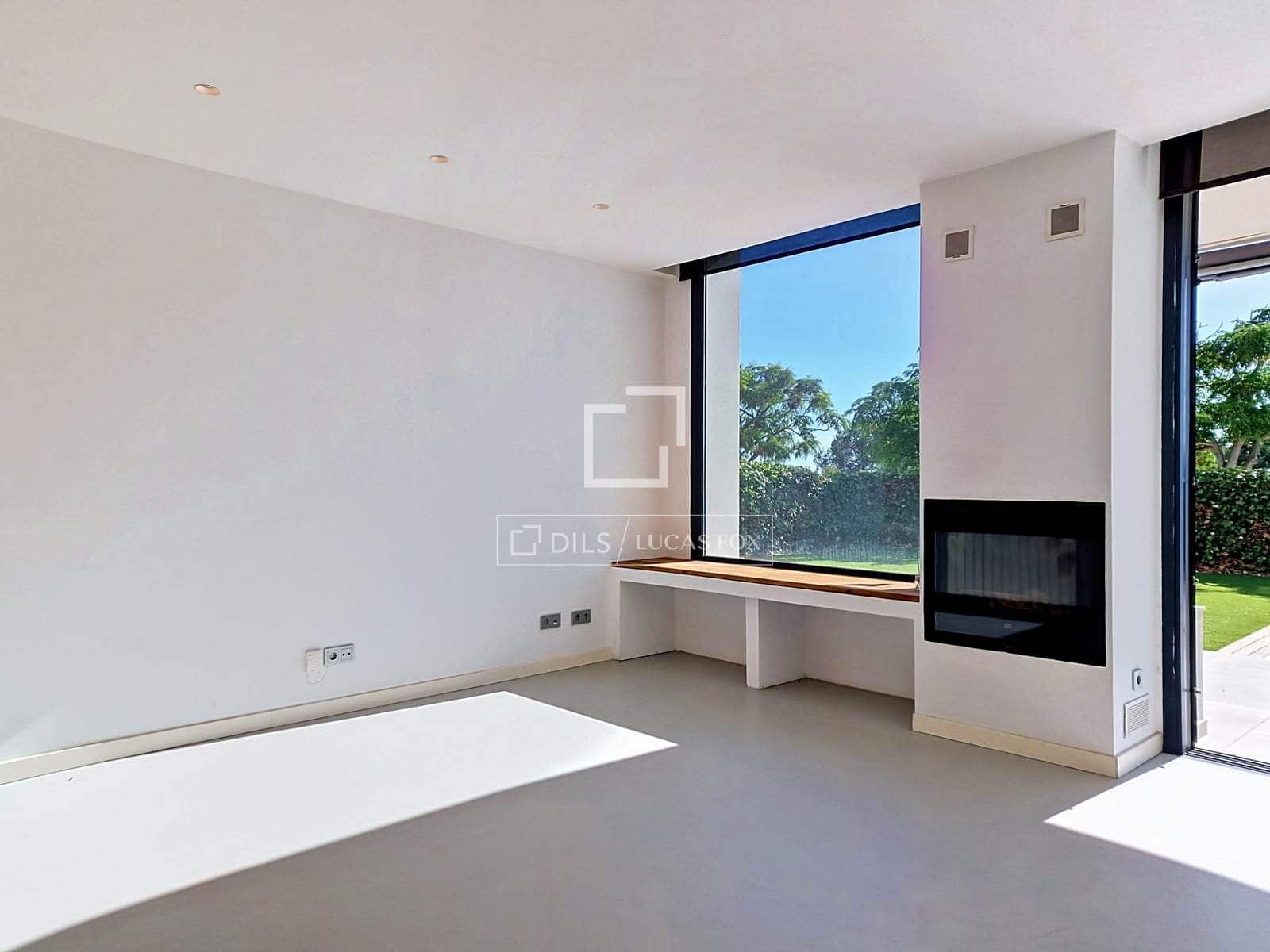3 quarto Moradia para venda em Vilanova i la Geltru com piscina garagem - 1 090 000 € (Ref: 9905042)