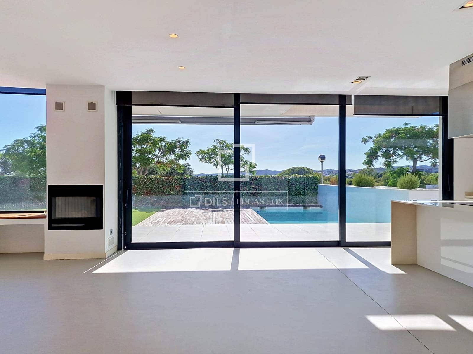 3 quarto Moradia para venda em Vilanova i la Geltru com piscina garagem - 1 090 000 € (Ref: 9905042)