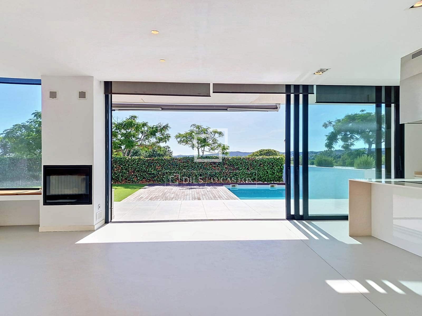 3 quarto Moradia para venda em Vilanova i la Geltru com piscina garagem - 1 090 000 € (Ref: 9905042)