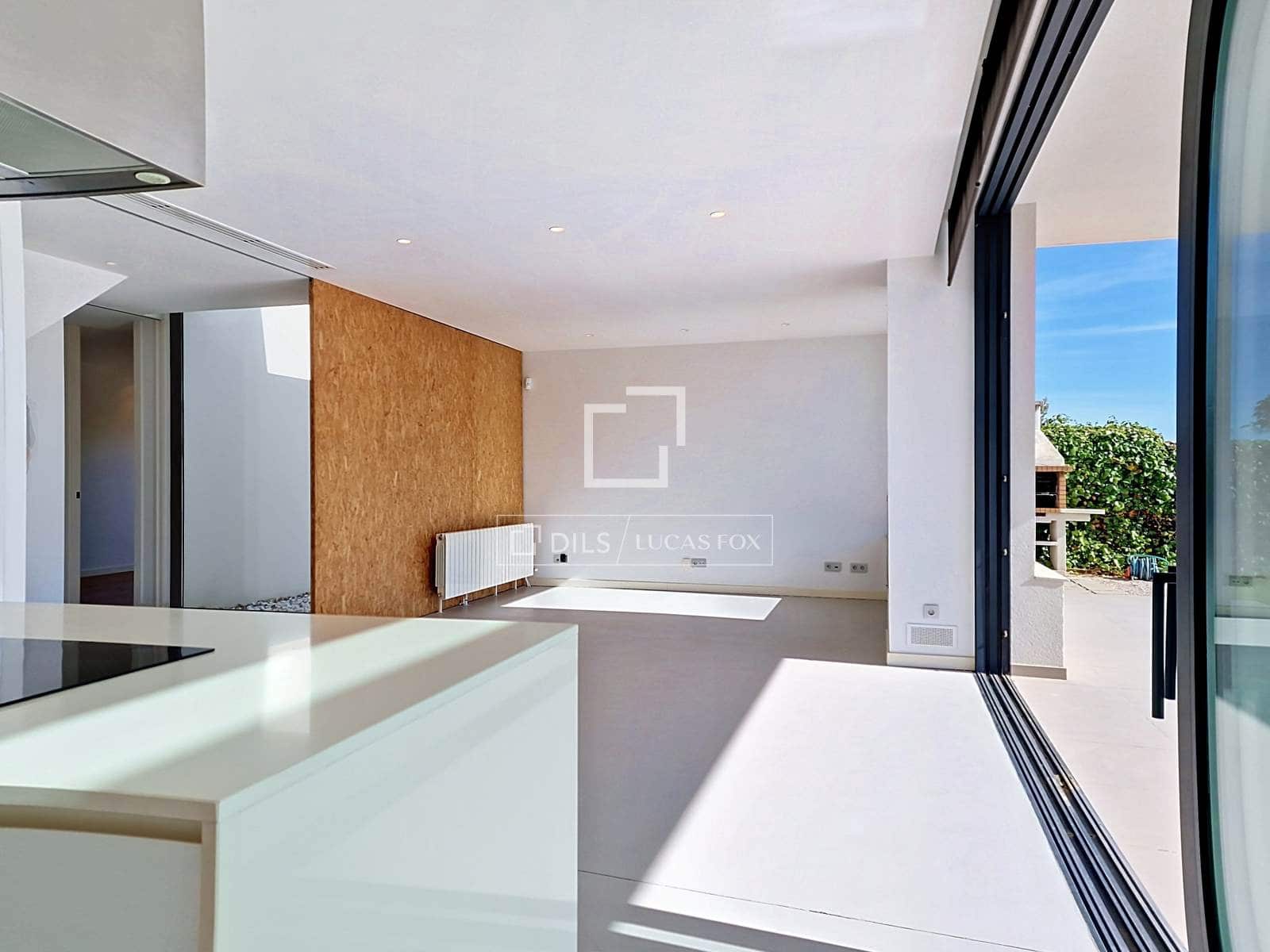 3 quarto Moradia para venda em Vilanova i la Geltru com piscina garagem - 1 090 000 € (Ref: 9905042)