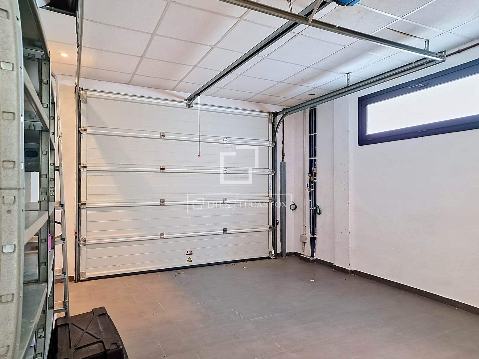 3 quarto Moradia para venda em Vilanova i la Geltru com piscina garagem - 1 090 000 € (Ref: 9905042)