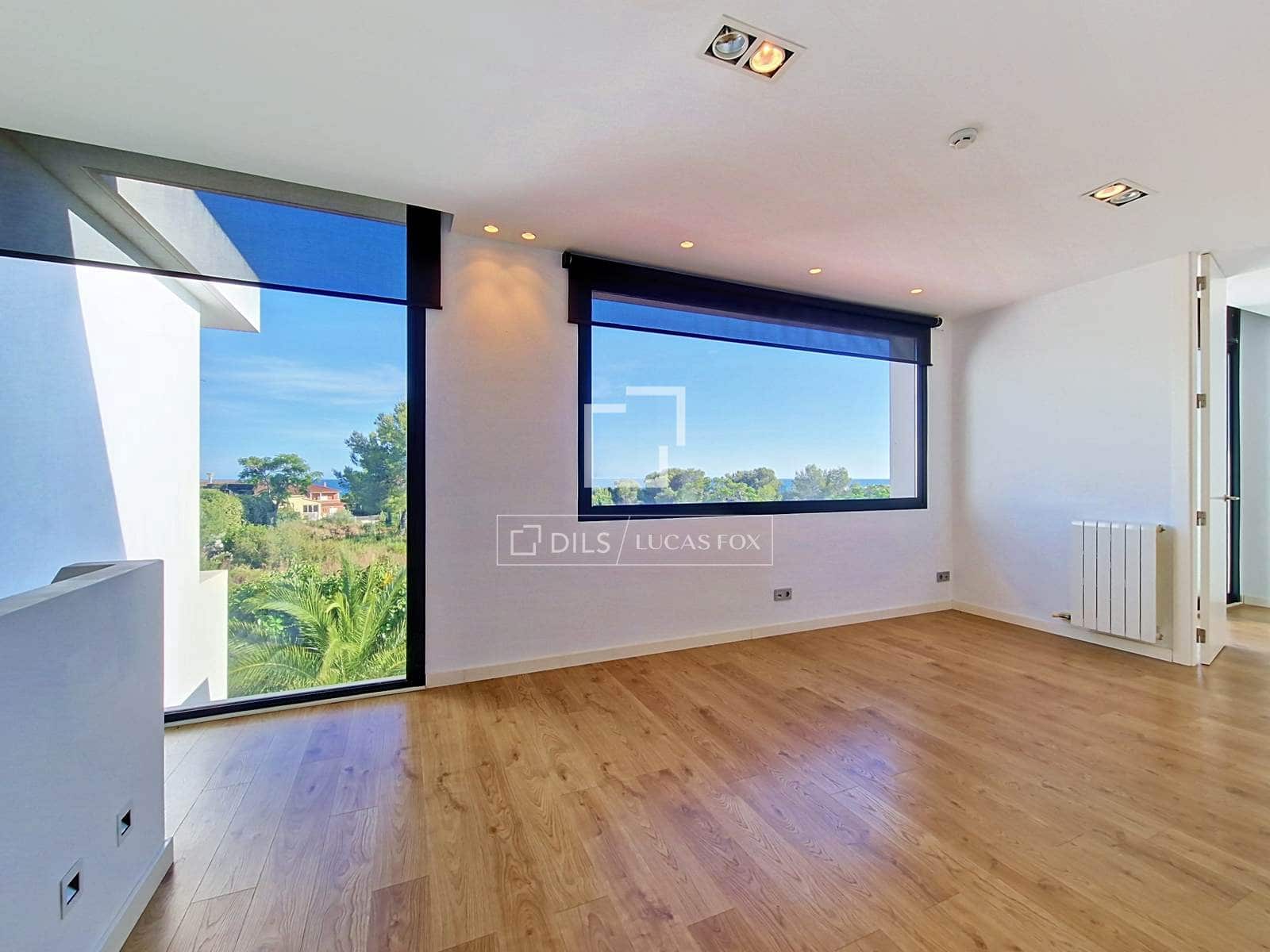 3 quarto Moradia para venda em Vilanova i la Geltru com piscina garagem - 1 090 000 € (Ref: 9905042)