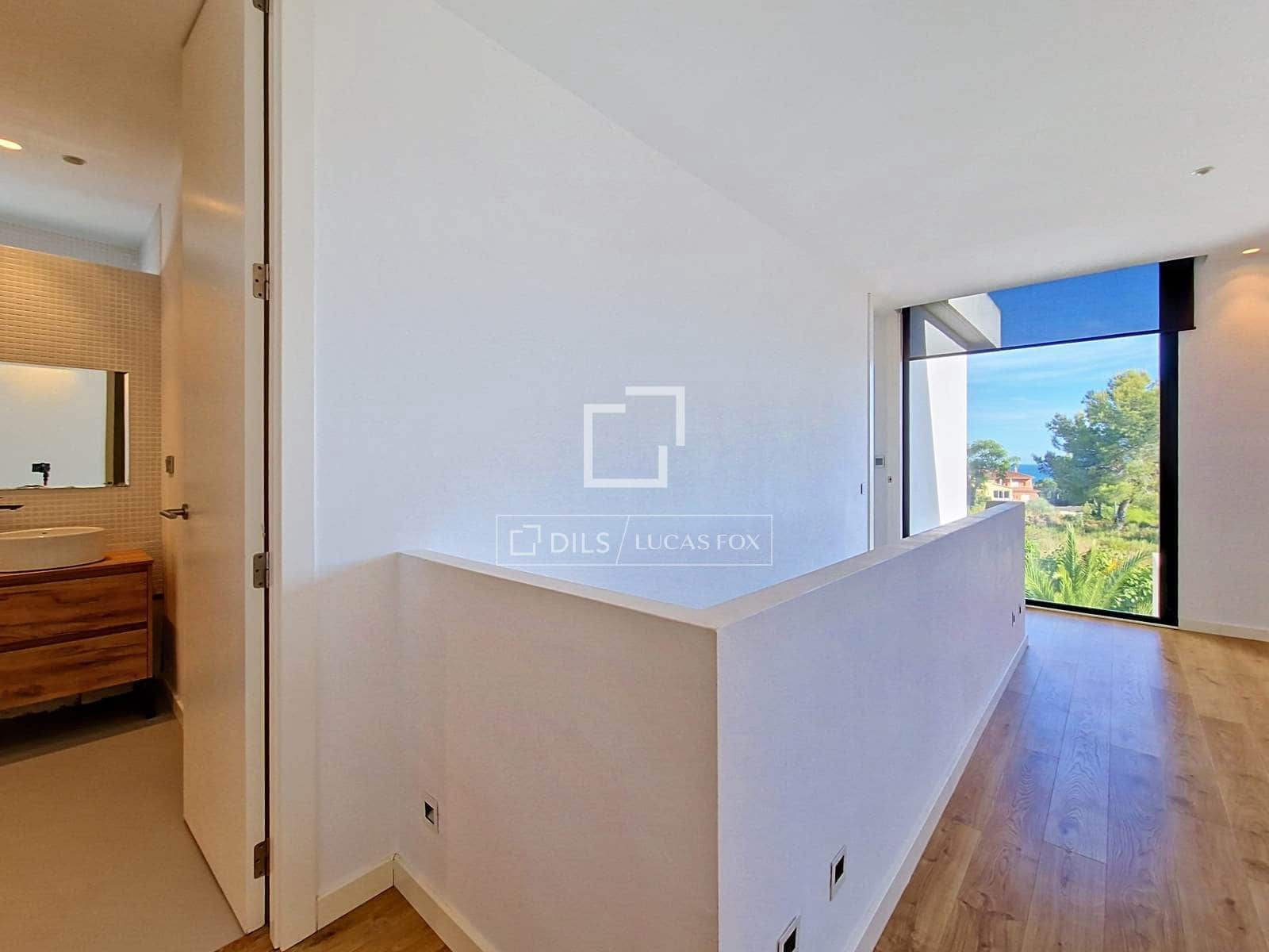 3 quarto Moradia para venda em Vilanova i la Geltru com piscina garagem - 1 090 000 € (Ref: 9905042)
