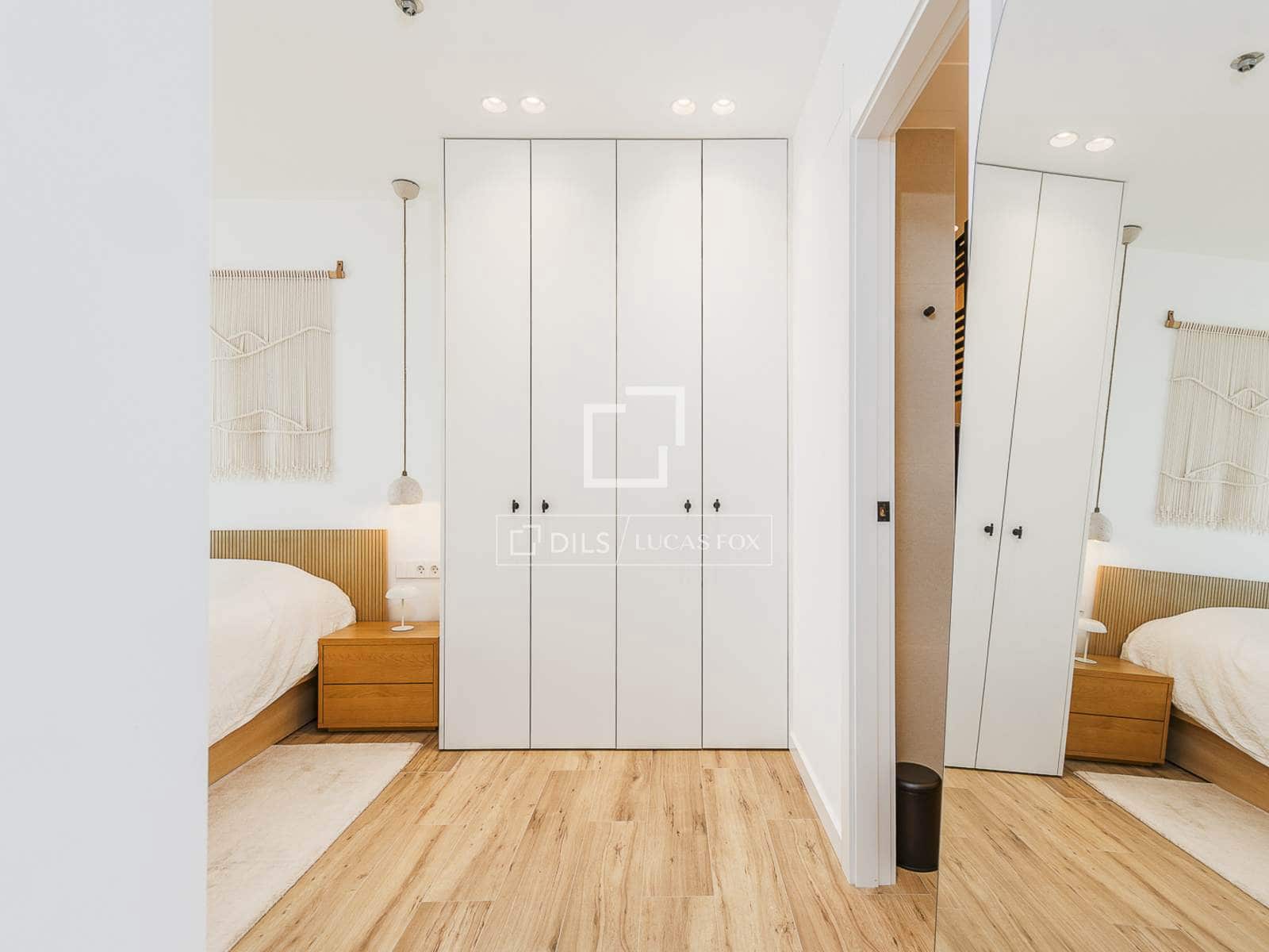 2 soverom Leilighet til salgs i Barcelona by med svømmebasseng garasje - € 1 200 000 (Ref: 9905159)