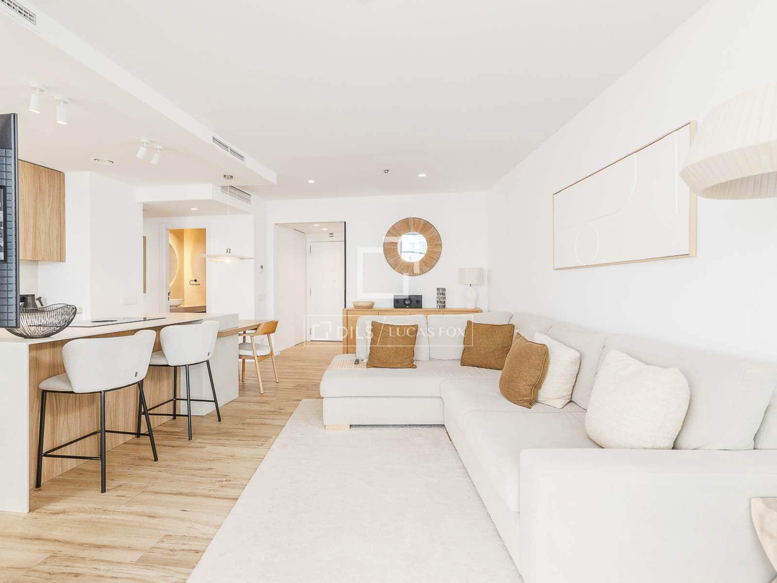 2 soverom Leilighet til salgs i Barcelona by med svømmebasseng garasje - € 1 200 000 (Ref: 9905159)
