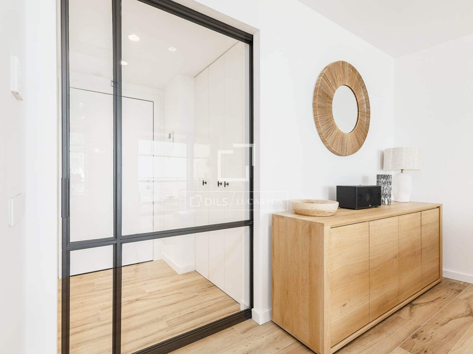 2 soverom Leilighet til salgs i Barcelona by med svømmebasseng garasje - € 1 200 000 (Ref: 9905159)