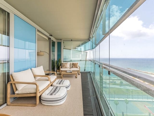2 soverom Leilighet til salgs i Barcelona by med svømmebasseng garasje - € 1 200 000 (Ref: 9905159)