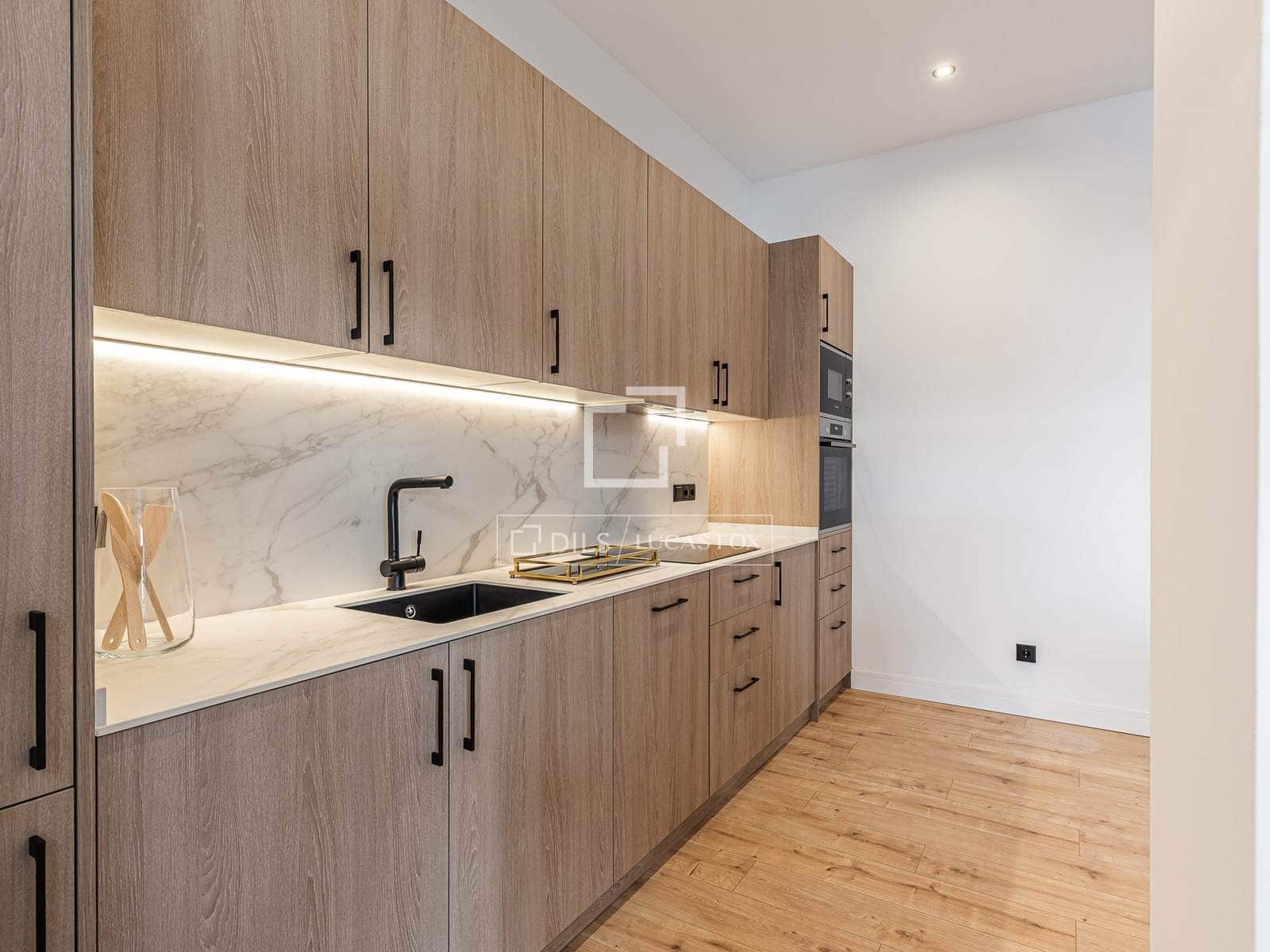 1 soverom Leilighet til salgs i Madrid by med svømmebasseng - € 1 280 000 (Ref: 9905301)