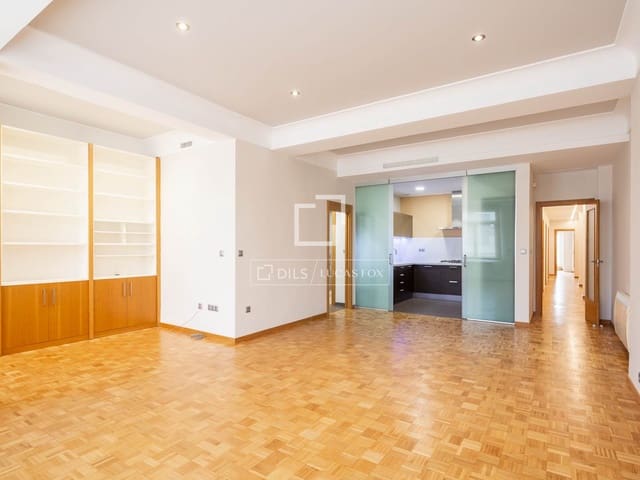 4 sypialnia Penthouse do wynajęcia w Miasto Walencja z garażem - 3 200 € (Ref: 9905303)
