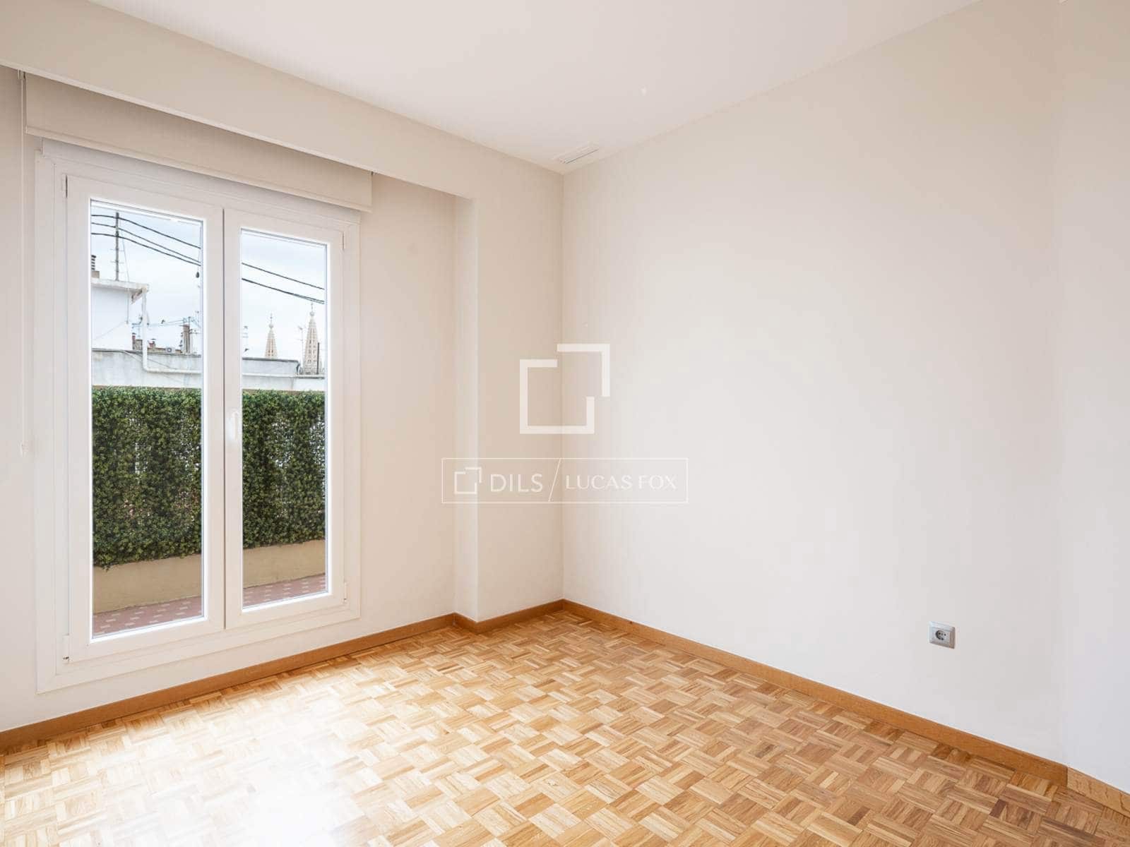 4 sypialnia Penthouse do wynajęcia w Miasto Walencja z garażem - 3 200 € (Ref: 9905303)