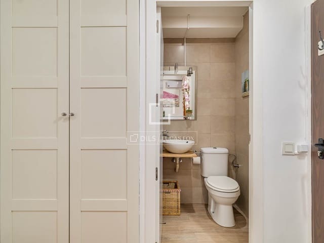 2 bedroom Apartment for sale in El Poble Sec, Barcelona city - € 419,000 (Ref: 9905305)