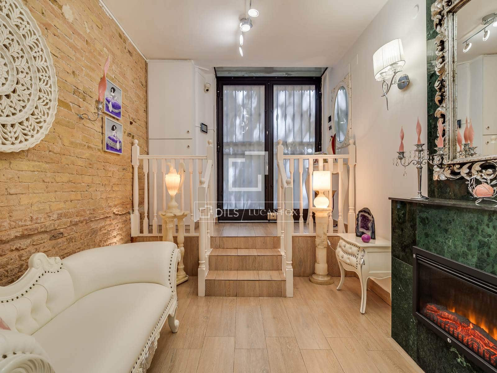 2 bedroom Apartment for sale in Barcelona city - € 419,000 (Ref: 9905305)