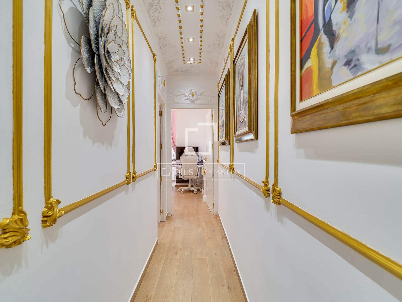 4 slaapkamer Appartement te koop in Barcelona stad - € 847.000 (Ref: 9905306)