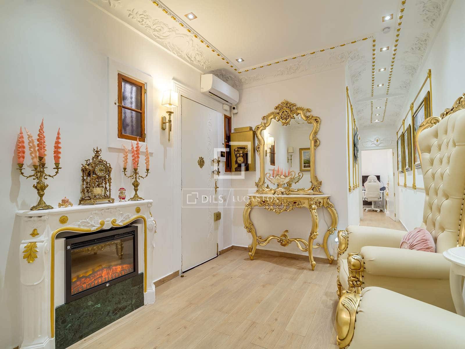 4 slaapkamer Appartement te koop in Barcelona stad - € 847.000 (Ref: 9905306)