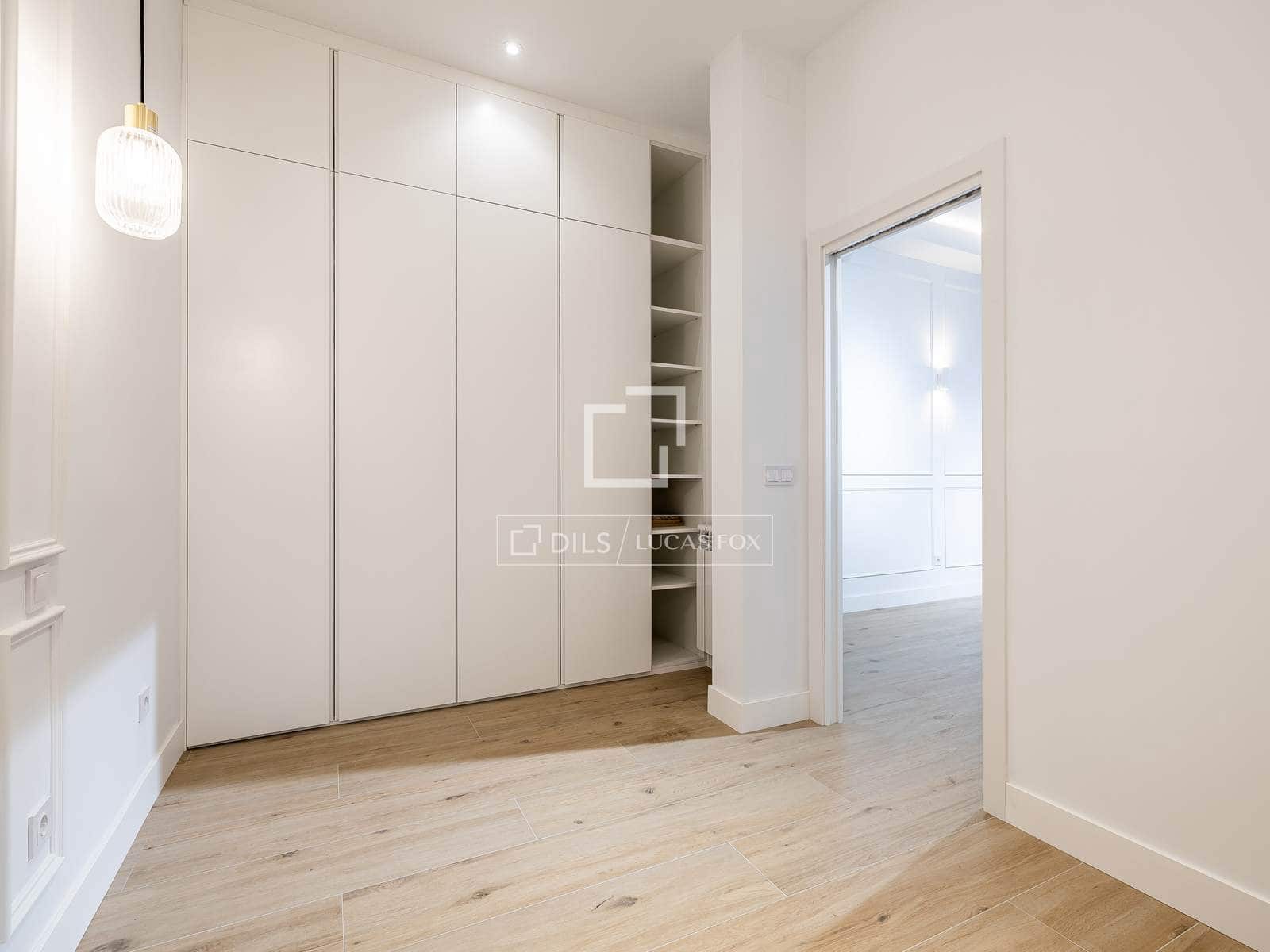 2 slaapkamer Appartement te koop in Madrid stad - € 718.000 (Ref: 9905307)