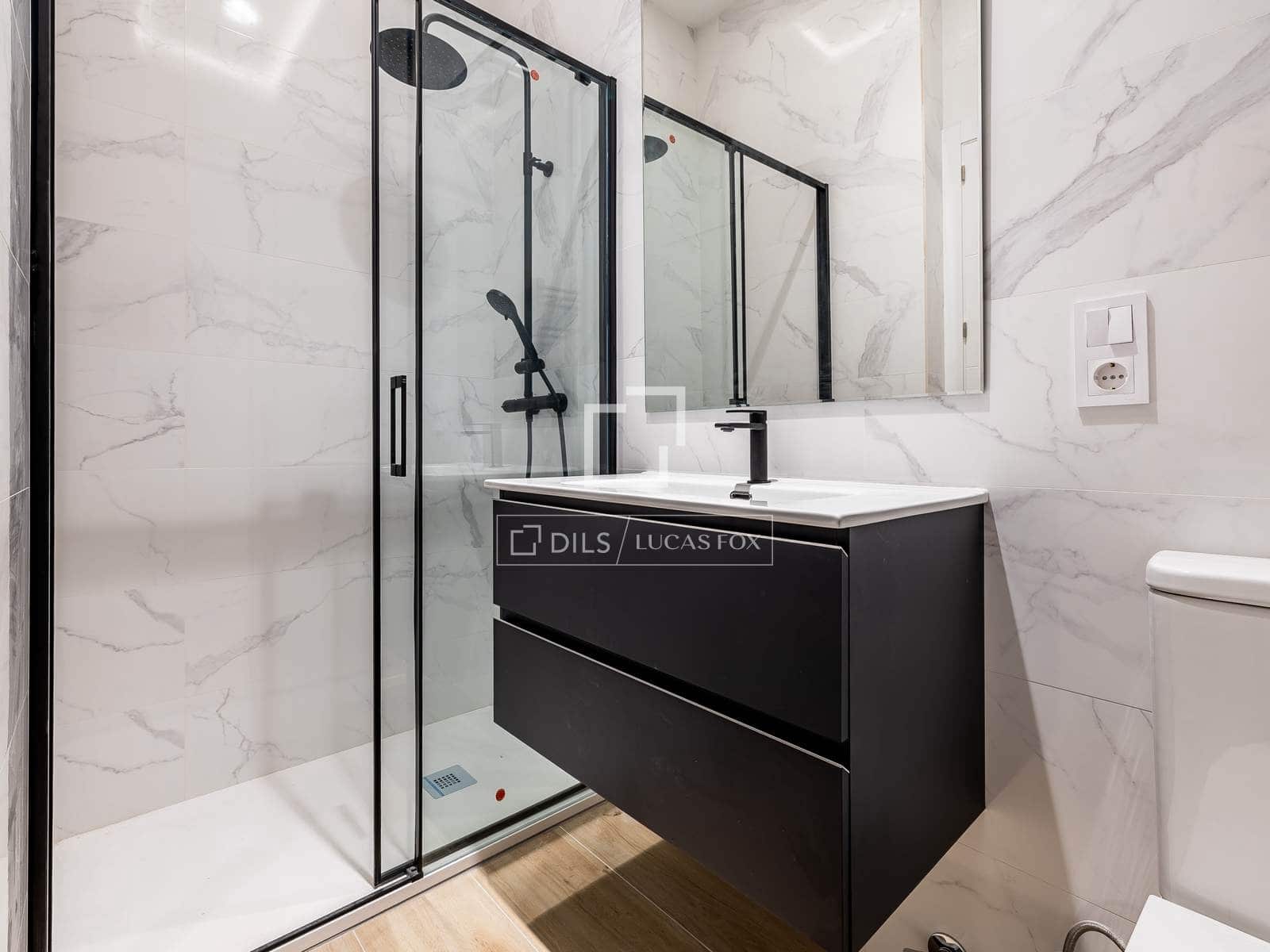 2 slaapkamer Appartement te koop in Madrid stad - € 718.000 (Ref: 9905307)