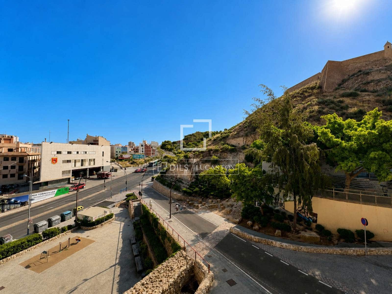 3 quarto Apartamento para venda em Alicante cidade - 429 000 € (Ref: 9905308)