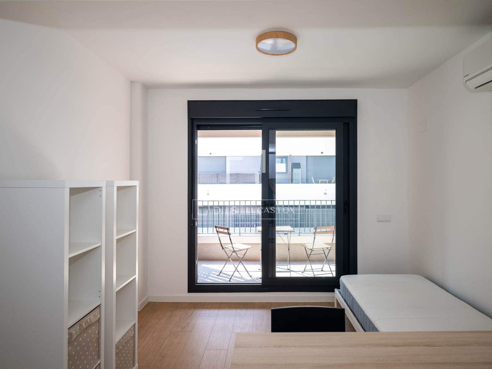 Apartamento en San Sebastián de los Reyes en alquiler con piscina garaje - 950 € (Ref: 9908912)
