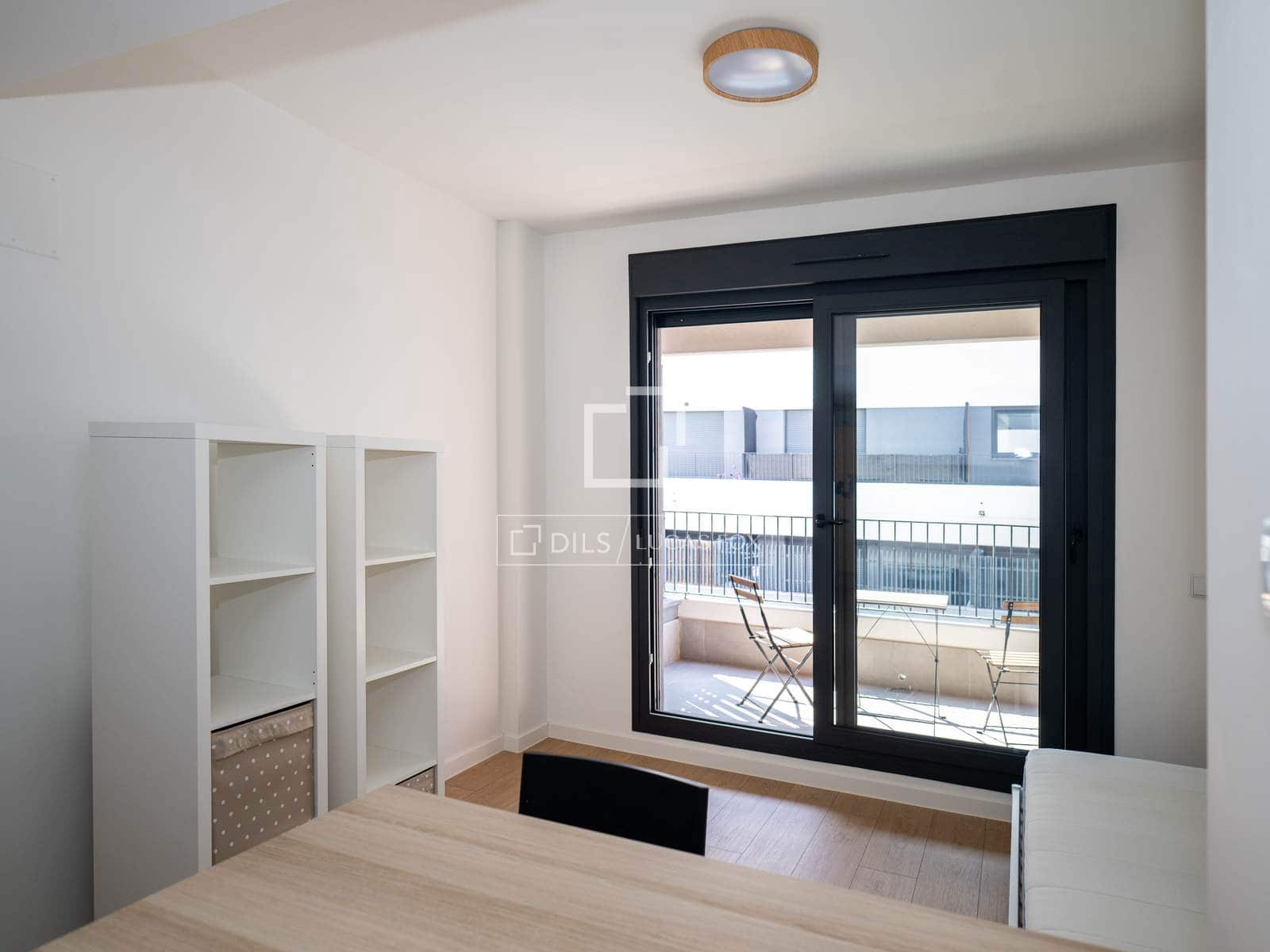 Apartamento en San Sebastián de los Reyes en alquiler con piscina garaje - 950 € (Ref: 9908912)