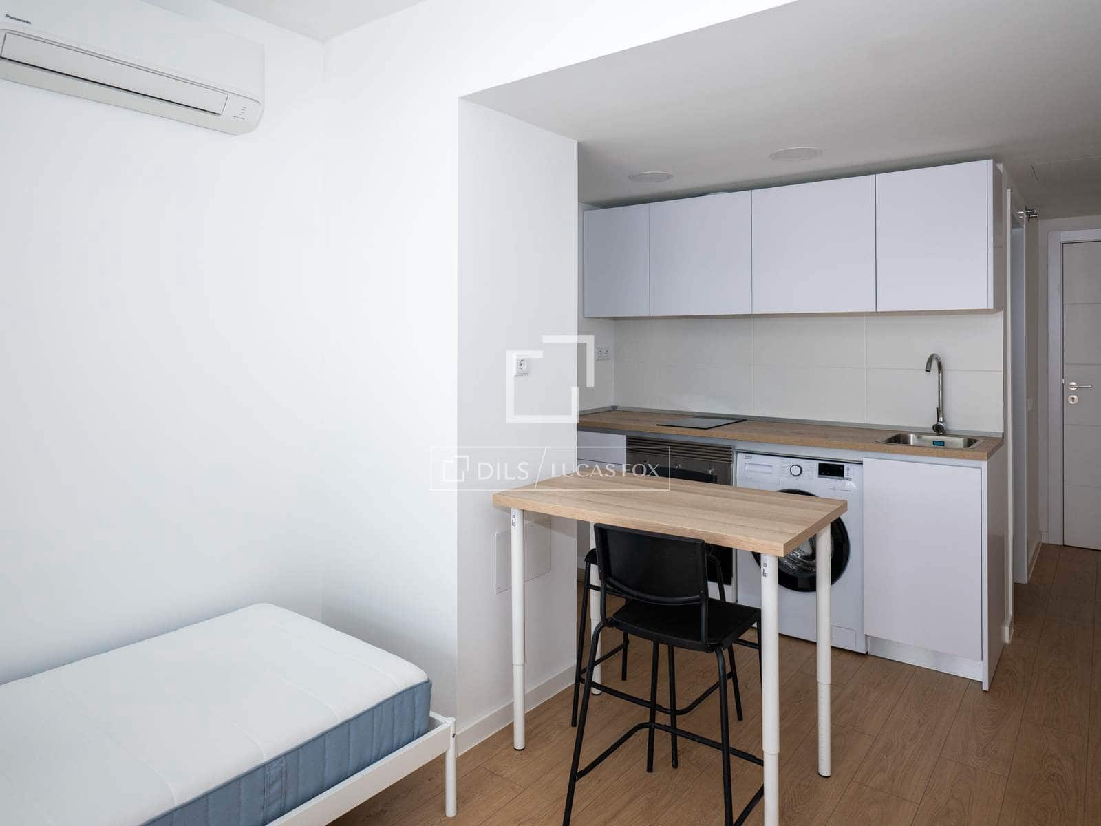 Apartamento en San Sebastián de los Reyes en alquiler con piscina garaje - 950 € (Ref: 9908912)