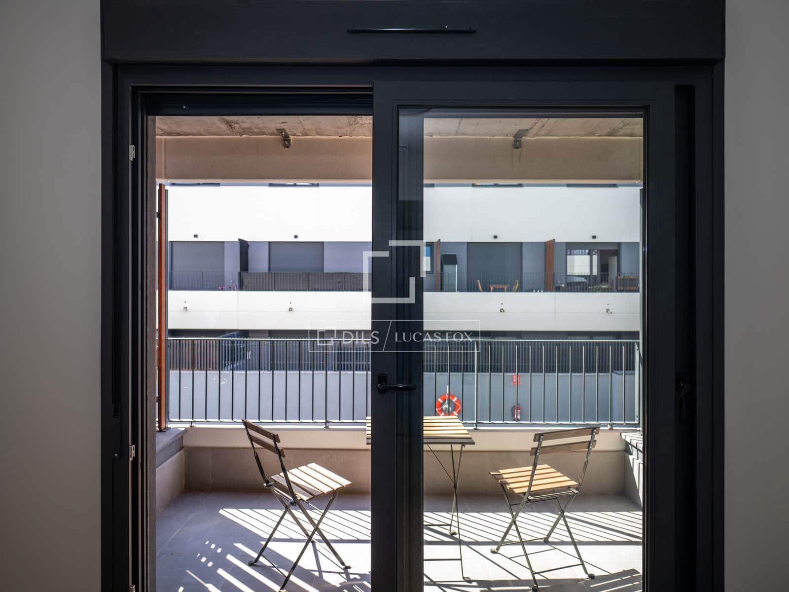 Apartamento en San Sebastián de los Reyes en alquiler con piscina garaje - 950 € (Ref: 9908912)
