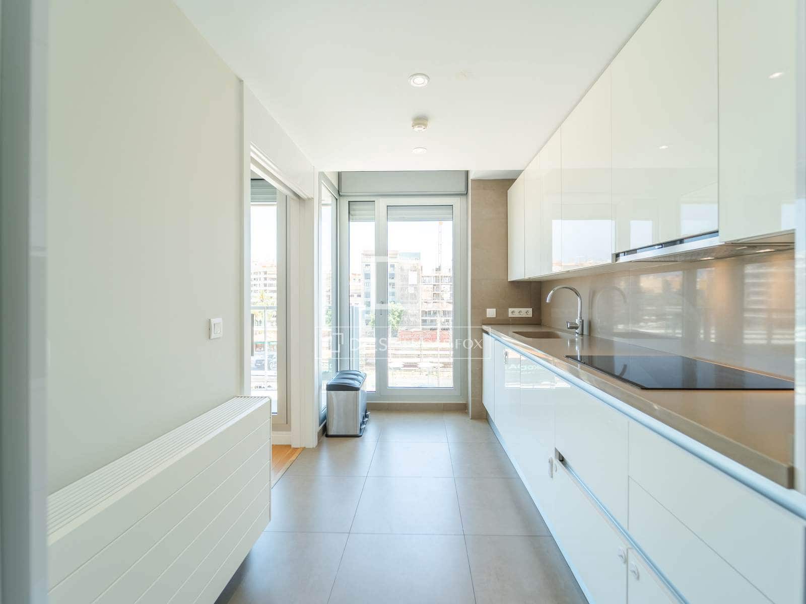 2 soveværelse Lejlighed til leje i Valencia by med garage - € 2.000 (Ref: 9908913)