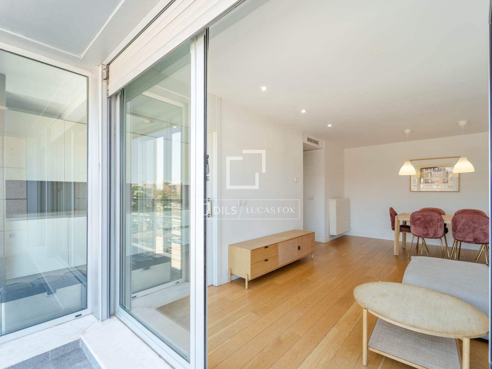 2 soveværelse Lejlighed til leje i Valencia by med garage - € 2.000 (Ref: 9908913)