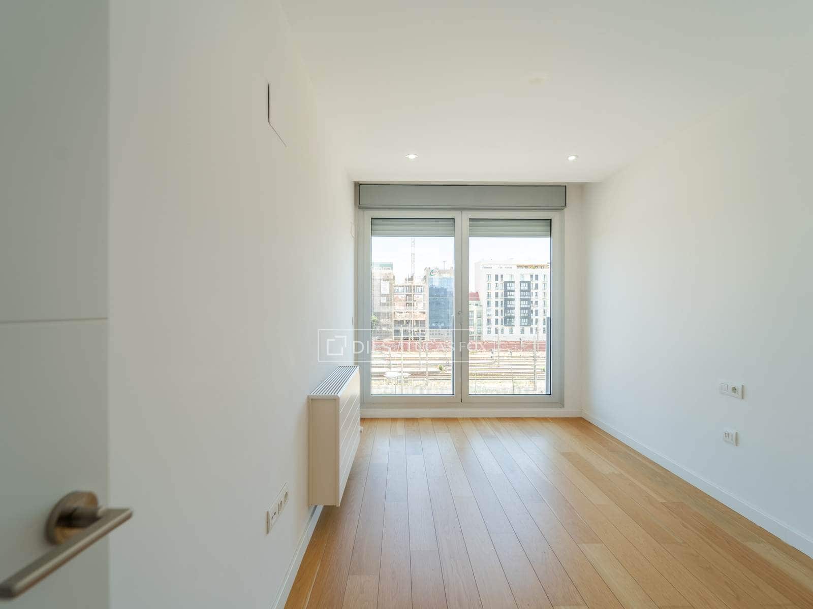 2 soveværelse Lejlighed til leje i Valencia by med garage - € 2.000 (Ref: 9908913)