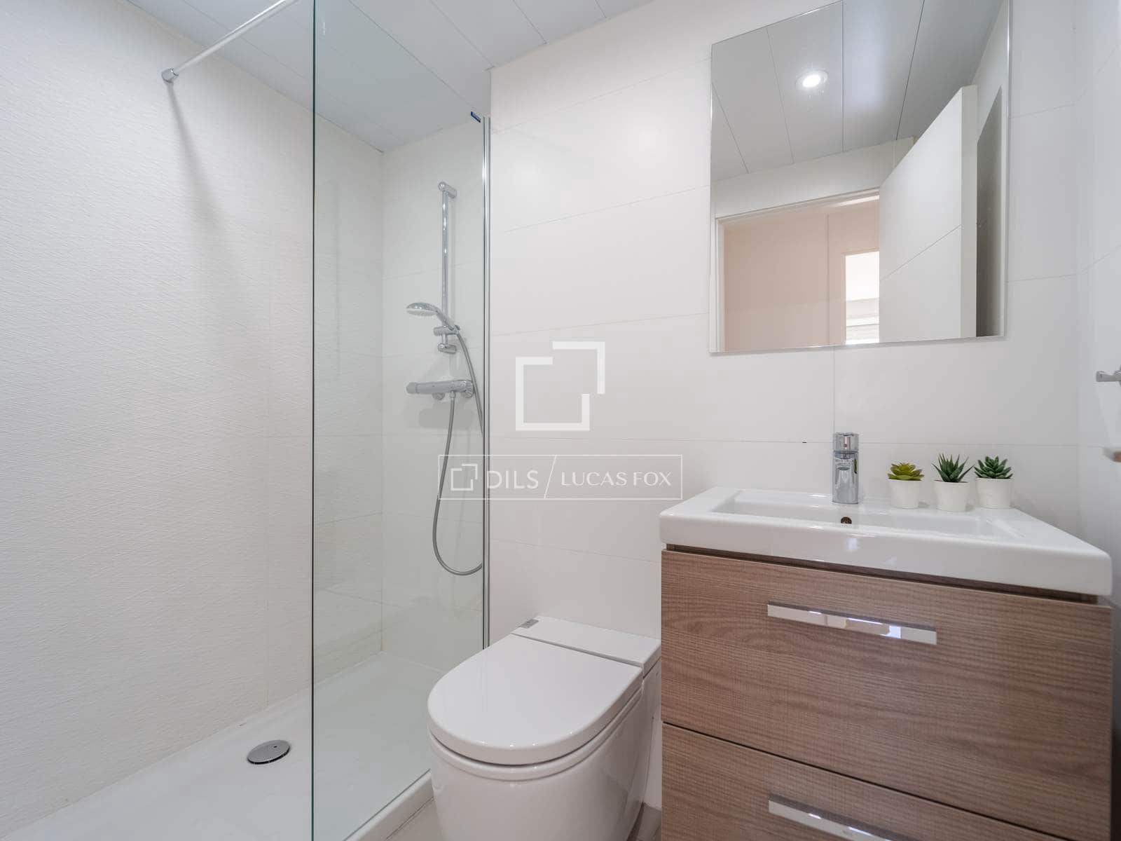 2 soveværelse Lejlighed til leje i Valencia by med garage - € 2.000 (Ref: 9908913)