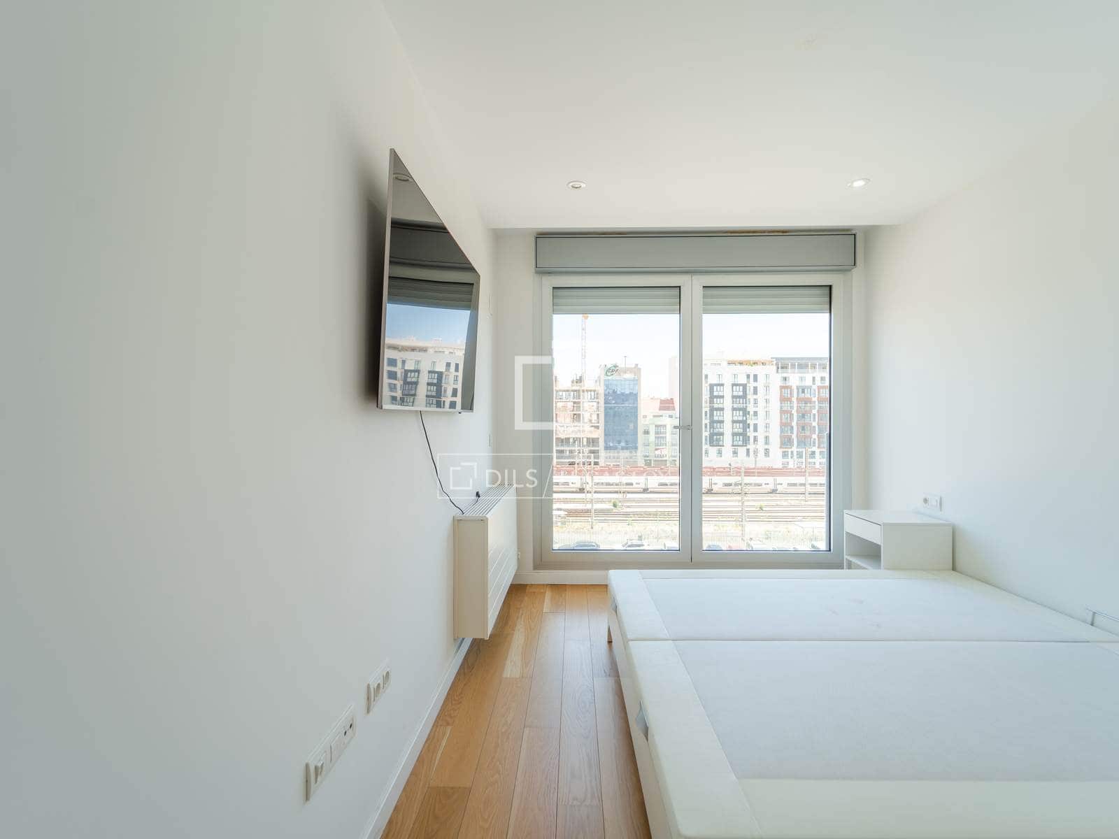 2 soveværelse Lejlighed til leje i Valencia by med garage - € 2.000 (Ref: 9908913)