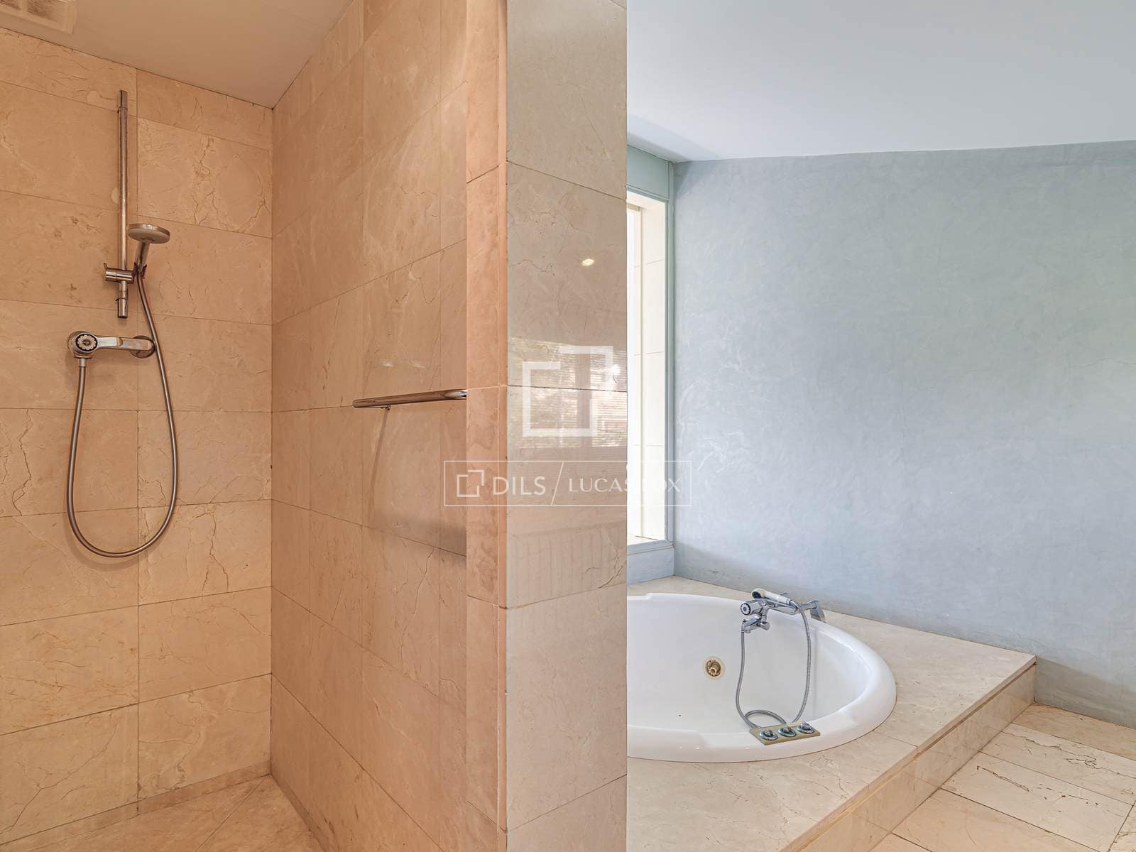 5 camera da letto Villa da affittare in Sant Just Desvern con garage - 4.300 € (Rif: 9909355)