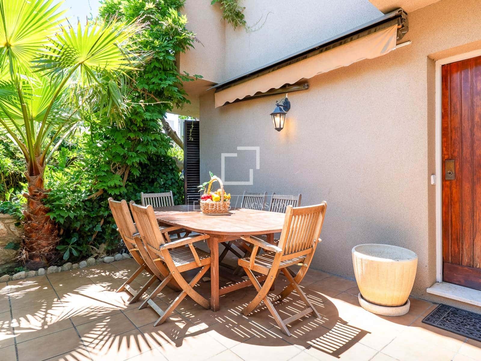 4 slaapkamer Villa te koop in Altafulla met garage - € 495.000 (Ref: 9909356)