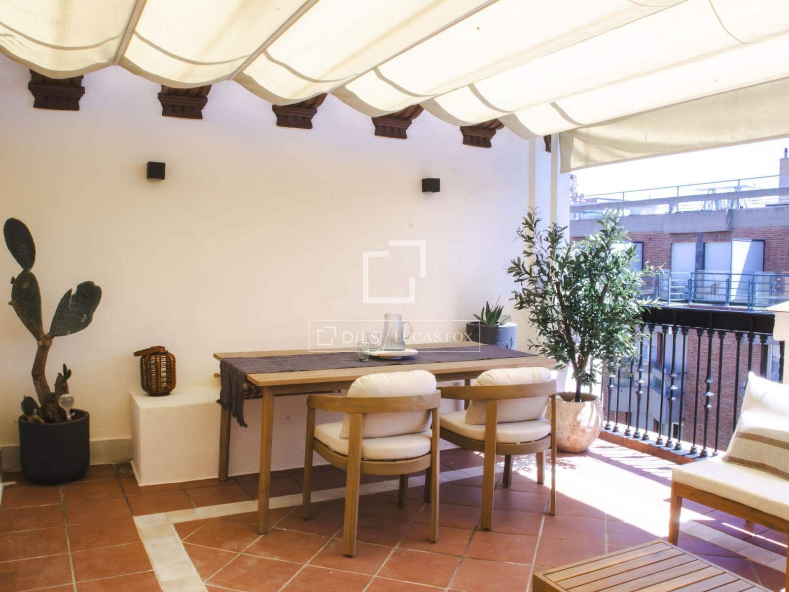2 makuuhuone Kattohuoneisto myytävänä paikassa Madrid kaupunki - 1 175 000 € (Ref: 9909715)