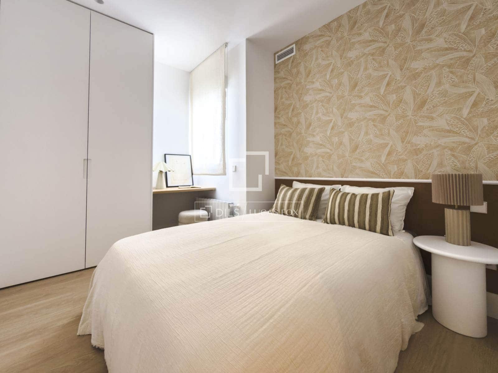 2 makuuhuone Kattohuoneisto myytävänä paikassa Madrid kaupunki - 1 175 000 € (Ref: 9909715)