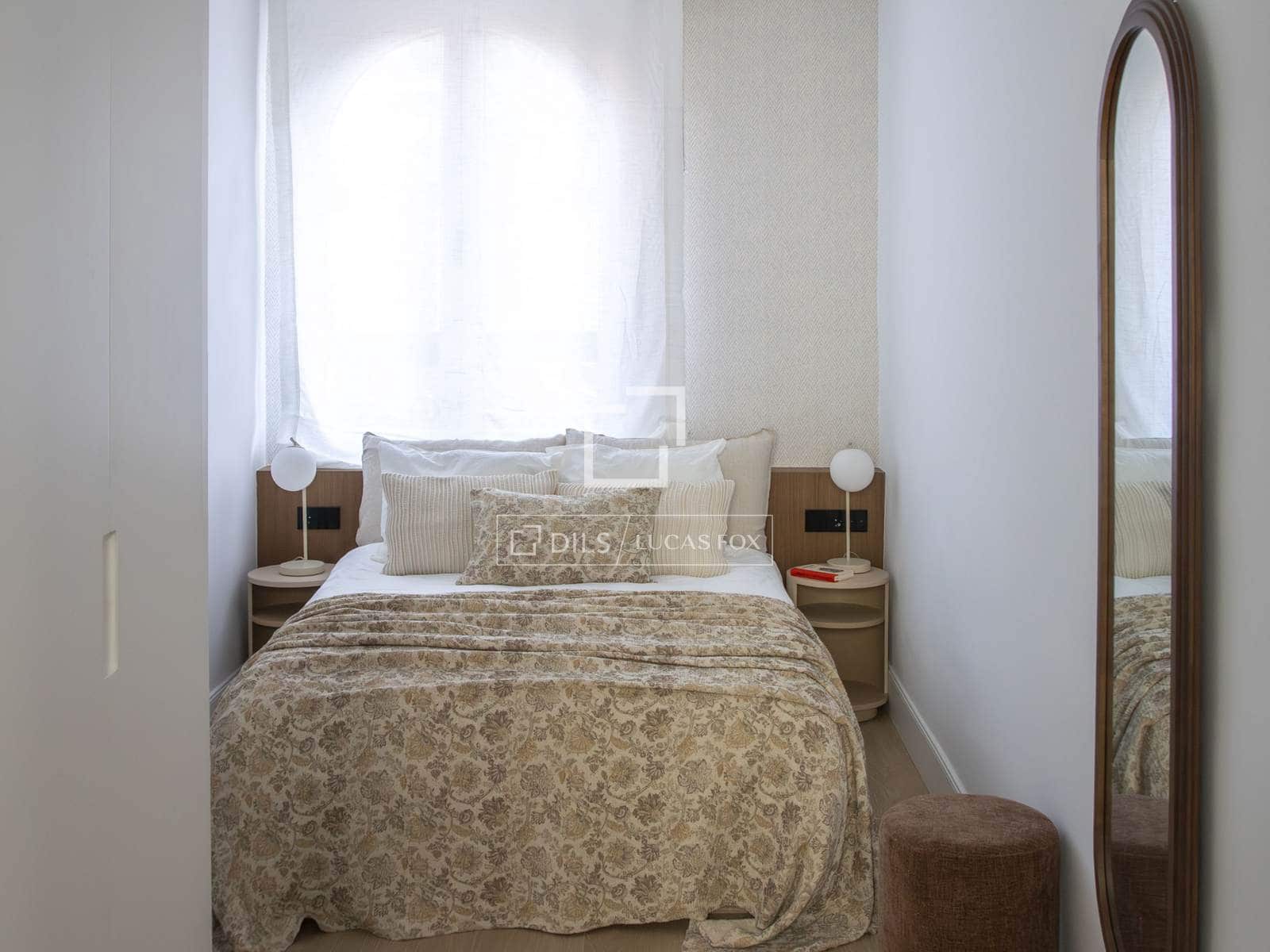 2 makuuhuone Kattohuoneisto myytävänä paikassa Madrid kaupunki - 1 175 000 € (Ref: 9909715)