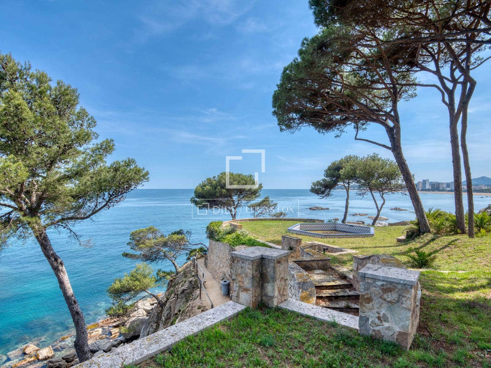 7 slaapkamer Villa te koop in Calonge i Sant Antoni met zwembad garage - € 15.900.000 (Ref: 9909717)