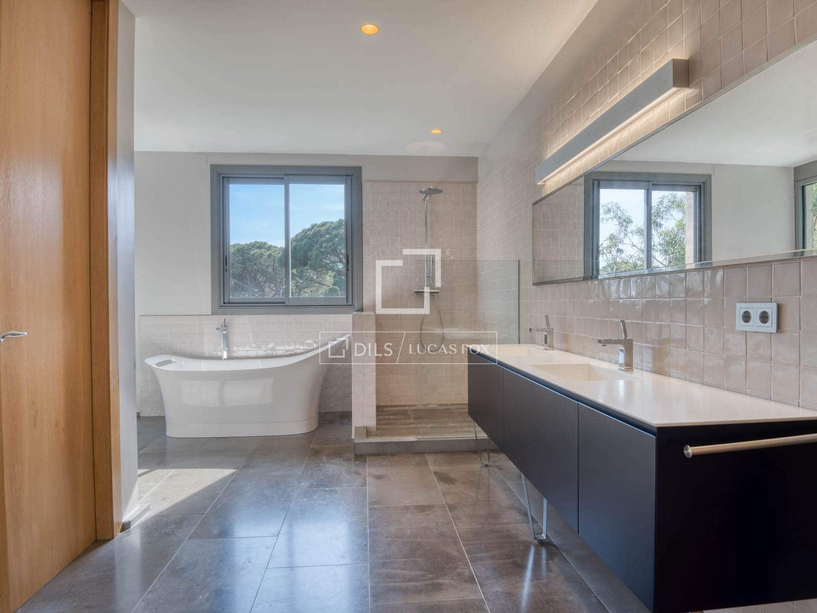 7 slaapkamer Villa te koop in Calonge i Sant Antoni met zwembad garage - € 15.900.000 (Ref: 9909717)